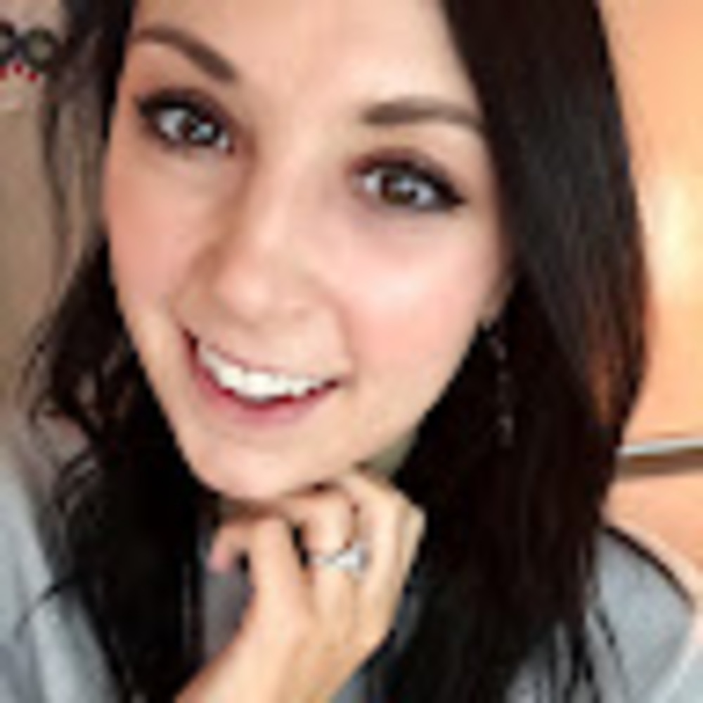 Meet your Posher, Kelli